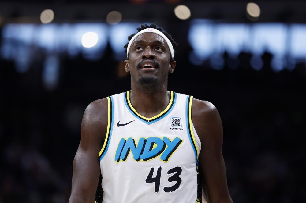 西蒙斯或将 西蒙斯或将